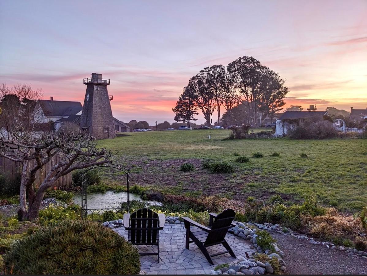 Nicholson House At Beaujolais Hotel Mendocino Exterior photo